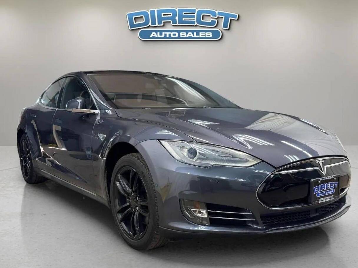 TESLA MODEL S 2015 5YJSA1S11FF081165 image